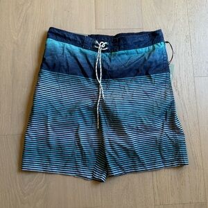 NWT Men’s Stripped Board Shorts